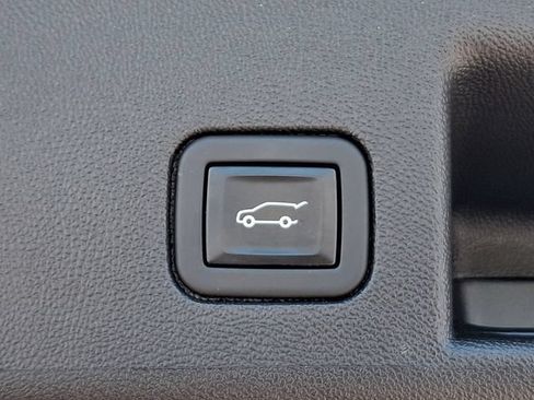 Used 2023 Chevrolet Equinox RS AWD/4WD image 31