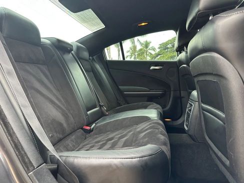 Used 2015 Dodge Charger R/T image 12