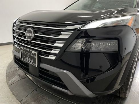 Used 2024 Nissan Rogue SL image 36