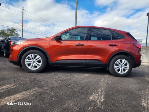 Used 2020 Ford Escape S image 12