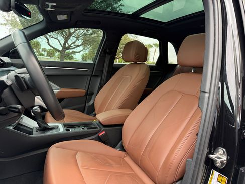 Used 2021 Audi Q3 2.0T Premium w/ Convenience Package image 24