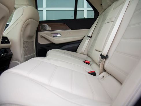 New 2026 Mercedes-Benz GLE 450 4MATIC image 13