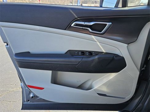 Used 2024 Kia Sportage EX image 30