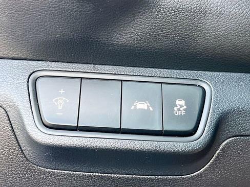 Used 2020 Kia Forte LXS FWD image 10