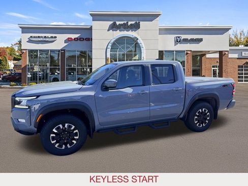 Used 2022 Nissan Frontier PRO-4X w/ Technology Package image 5