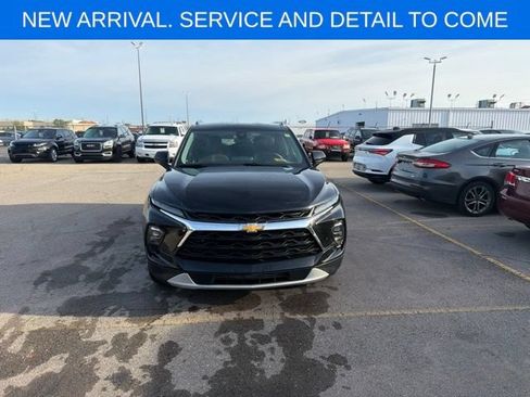Used 2024 Chevrolet Blazer LT w/ Convenience Package FWD image 4