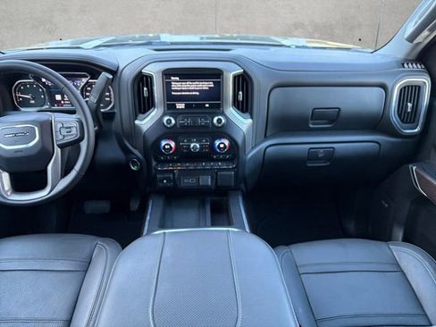 Certified 2023 GMC Sierra 2500 Denali image 3