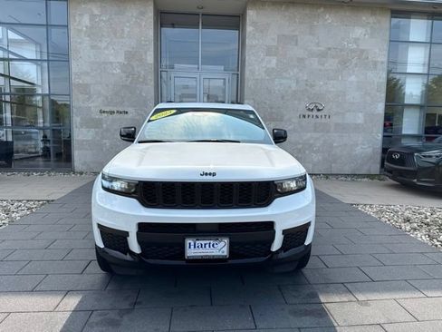 Used 2023 Jeep Grand Cherokee L Laredo AWD/4WD image 3