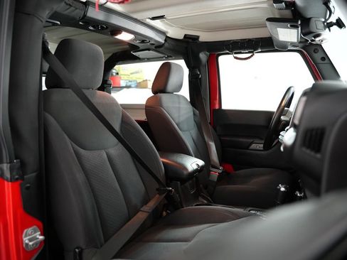 Used 2016 Jeep Wrangler Sport image 40