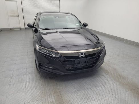 Used 2018 Honda Accord Sport image 14