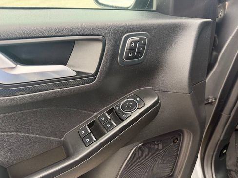 Used 2023 Ford Escape ST-Line Elite w/ Premium Technology Package AWD/4WD image 10