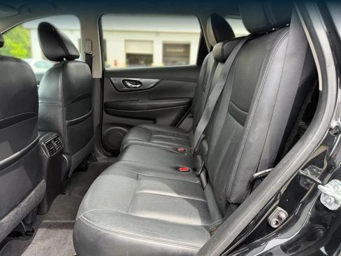 Used 2015 Nissan Rogue SL w/ SL Premium Package FWD image 21
