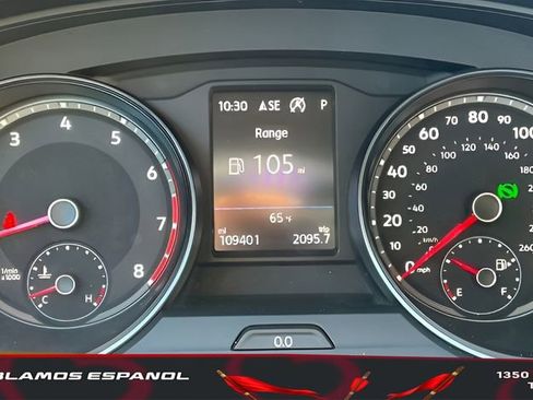 Used 2021 Volkswagen Atlas SE image 24