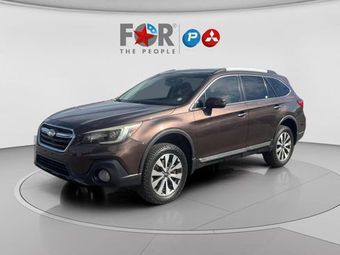 Used 2019 Subaru Outback 3.6R Touring w/ Popular Package #3A image 1