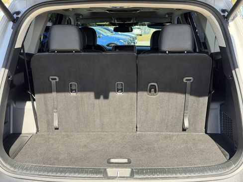 Certified 2022 Kia Telluride EX w/ EX Premium Package image 11