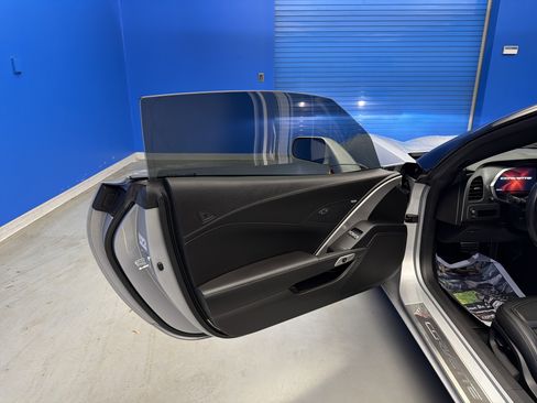 Used 2019 Chevrolet Corvette Stingray Coupe w/ 1LT image 10