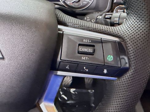 Used 2023 Mitsubishi Outlander SE FWD image 15