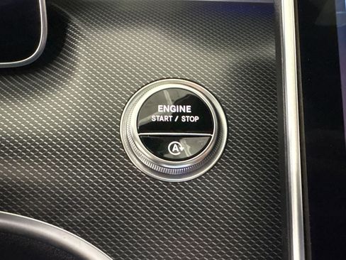 Used 2024 Mercedes-Benz C 300 Sedan image 27