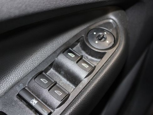 Used 2013 Ford Escape S FWD image 31