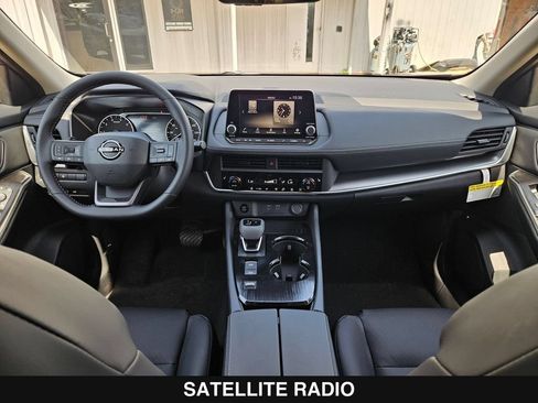 New 2026 Nissan Rogue Dark Armor FWD image 19