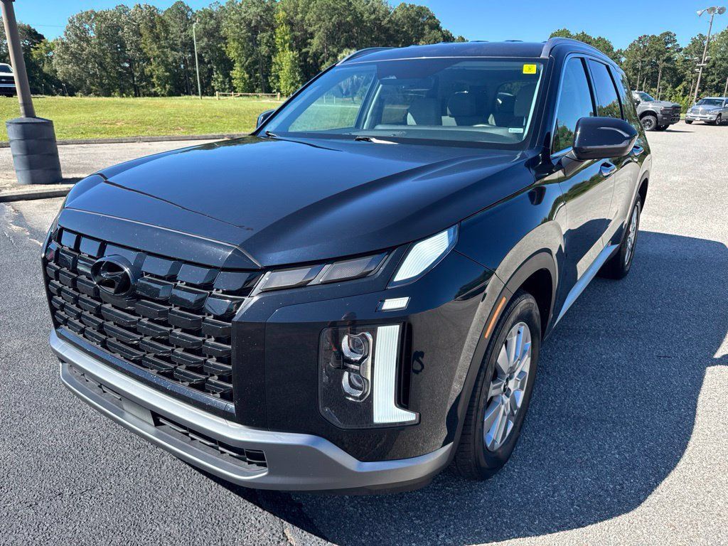 Used 2025 Hyundai Palisade SEL FWD image 1