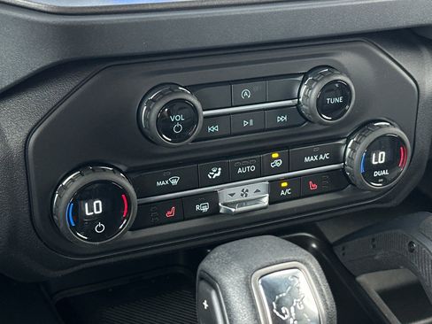 New 2026 Ford Bronco Big Bend w/ Black Diamond Package image 20