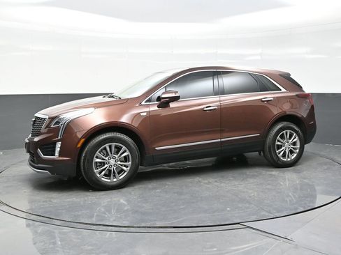 Certified 2022 Cadillac XT5 Premium Luxury AWD/4WD image 3