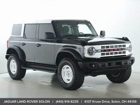 Used 2025 Ford Bronco Heritage Edition AWD/4WD image 11