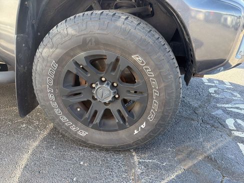 Used 2015 Toyota Tacoma PreRunner w/ SR5 Package image 4