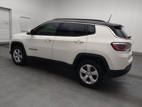 Used 2020 Jeep Compass Latitude w/ Cold Weather Group AWD/4WD image 3