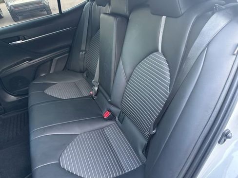 Used 2024 Toyota Camry SE w/ Convenience Package image 21