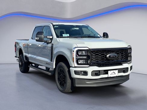 New 2026 Ford F350 Lariat w/ Black Appearance Package image 9