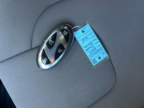 Used 2024 Hyundai Elantra SEL FWD image 30