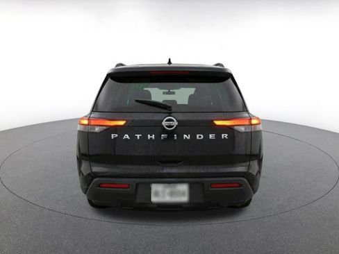 Used 2025 Nissan Pathfinder SV FWD image 9