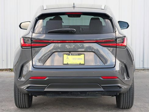 Used 2023 Lexus NX 250 FWD w/ Towing Package (2000 Lbs) image 52
