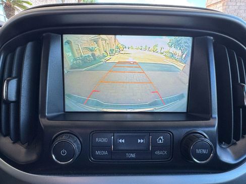 Used 2017 Chevrolet Colorado LT w/ LT Convenience Package image 31
