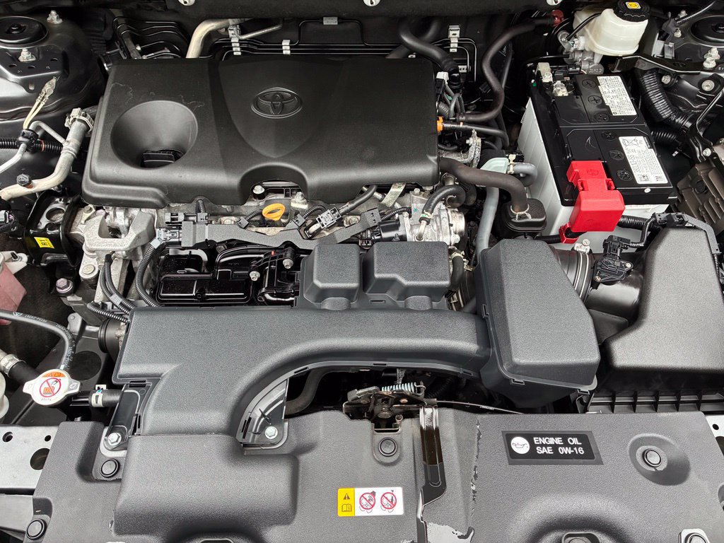 Used 2024 Toyota RAV4 XLE AWD/4WD image 34