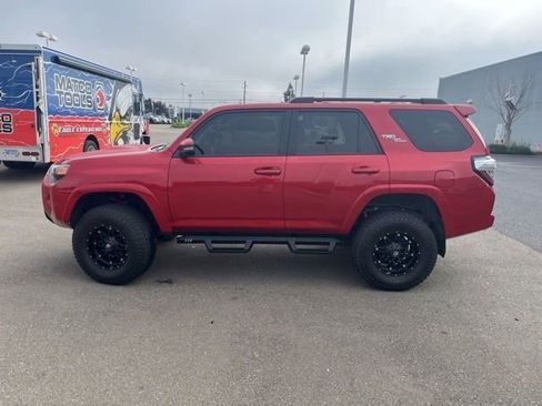 Used 2022 Toyota 4Runner TRD Off-Road Premium w/ Moonroof Package image 9