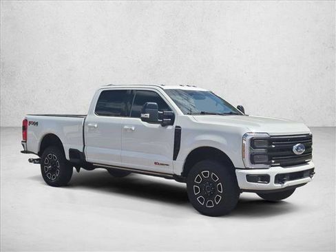 Used 2026 Ford F350 Platinum AWD/4WD image 3