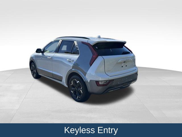Used 2024 Kia Niro Wave w/ Wave Preserve Package FWD image 6