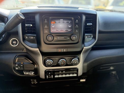 Used 2024 RAM 5500 Tradesman w/ Chrome Appearance Group image 14