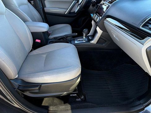 Used 2018 Subaru Forester 2.5i Limited image 21