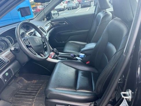 Used 2016 Honda Accord EX-L image 12
