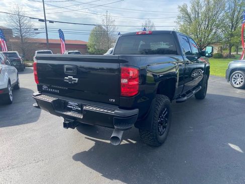 Used 2019 Chevrolet Silverado 2500 LTZ w/ Duramax Plus Package AWD/4WD image 5