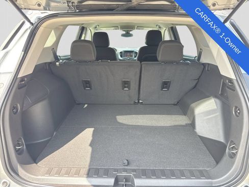 Used 2023 GMC Terrain SLE FWD image 36