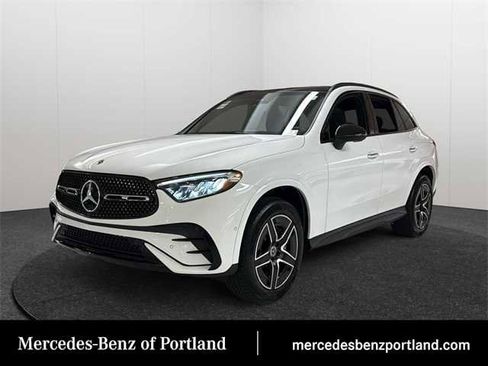 Used 2026 Mercedes-Benz GLC 300 4MATIC image 1