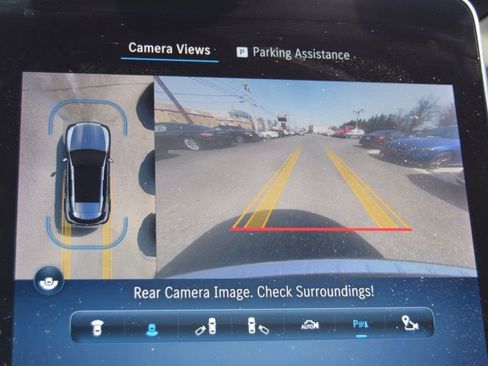 Used 2024 Mercedes-Benz GLC 300 4MATIC image 31