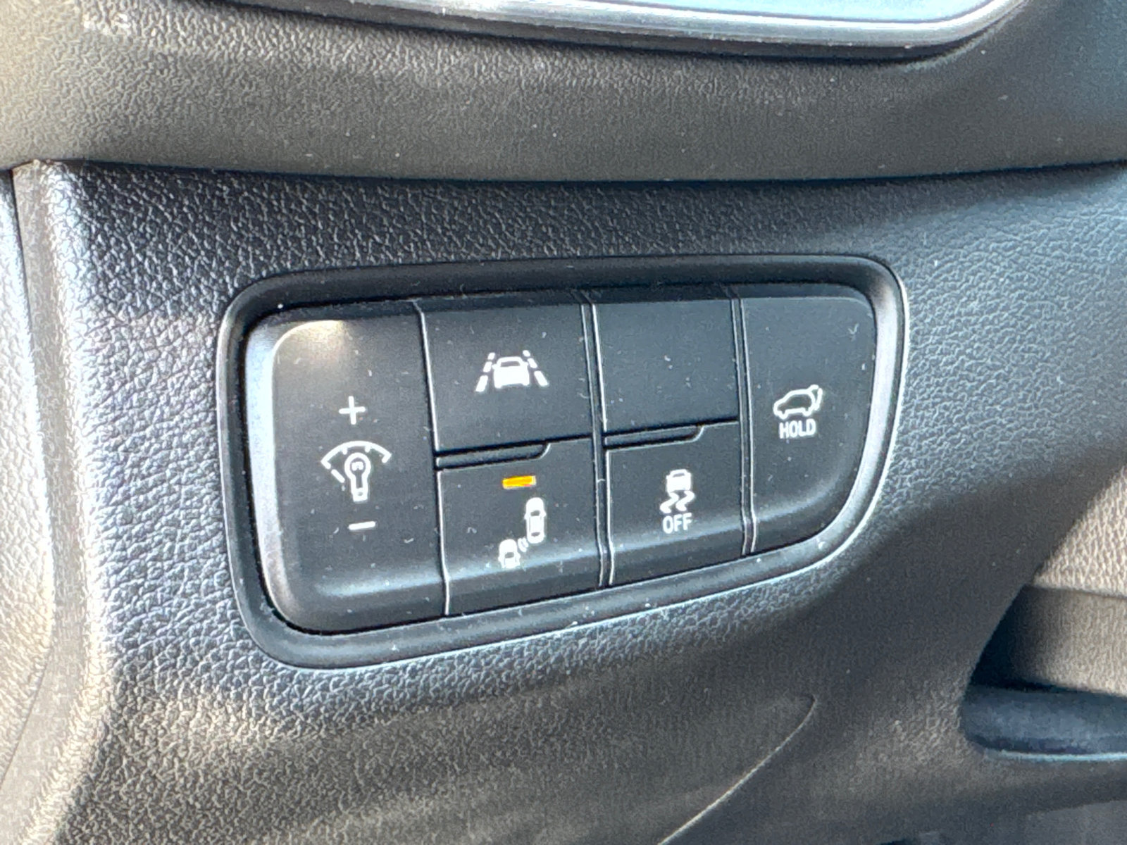 Used 2019 Hyundai Santa Fe FWD image 16