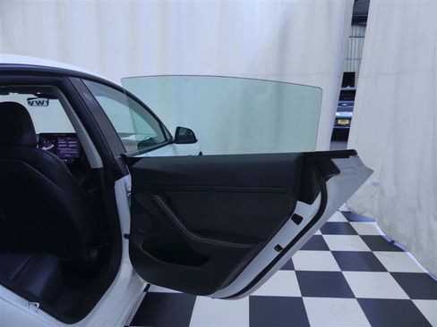 Used 2022 Tesla Model 3 Performance AWD/4WD image 28