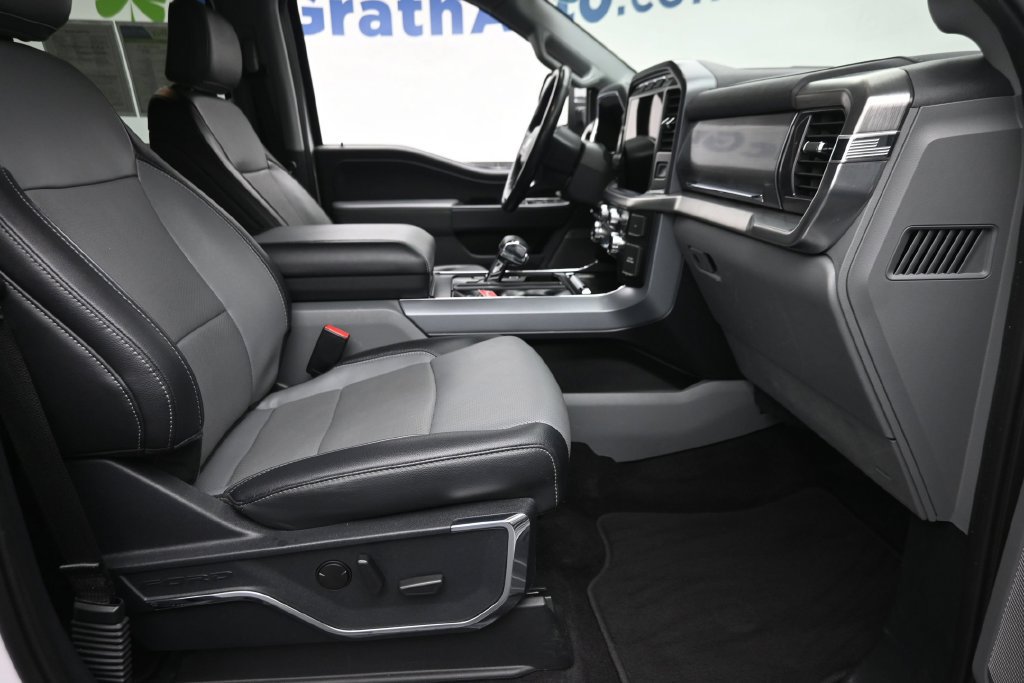 Used 2023 Ford F150 Lariat w/ Max Trailer Tow Package AWD/4WD image 9